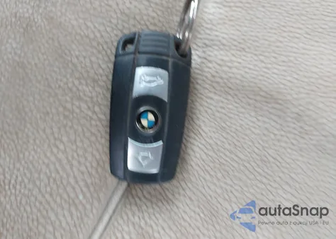 2011 BMW 328I xDrive из США, поврежденный, VIN WBAPK5C56BA662236